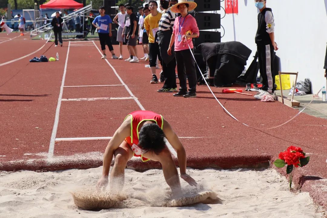 作的运动 作的运动